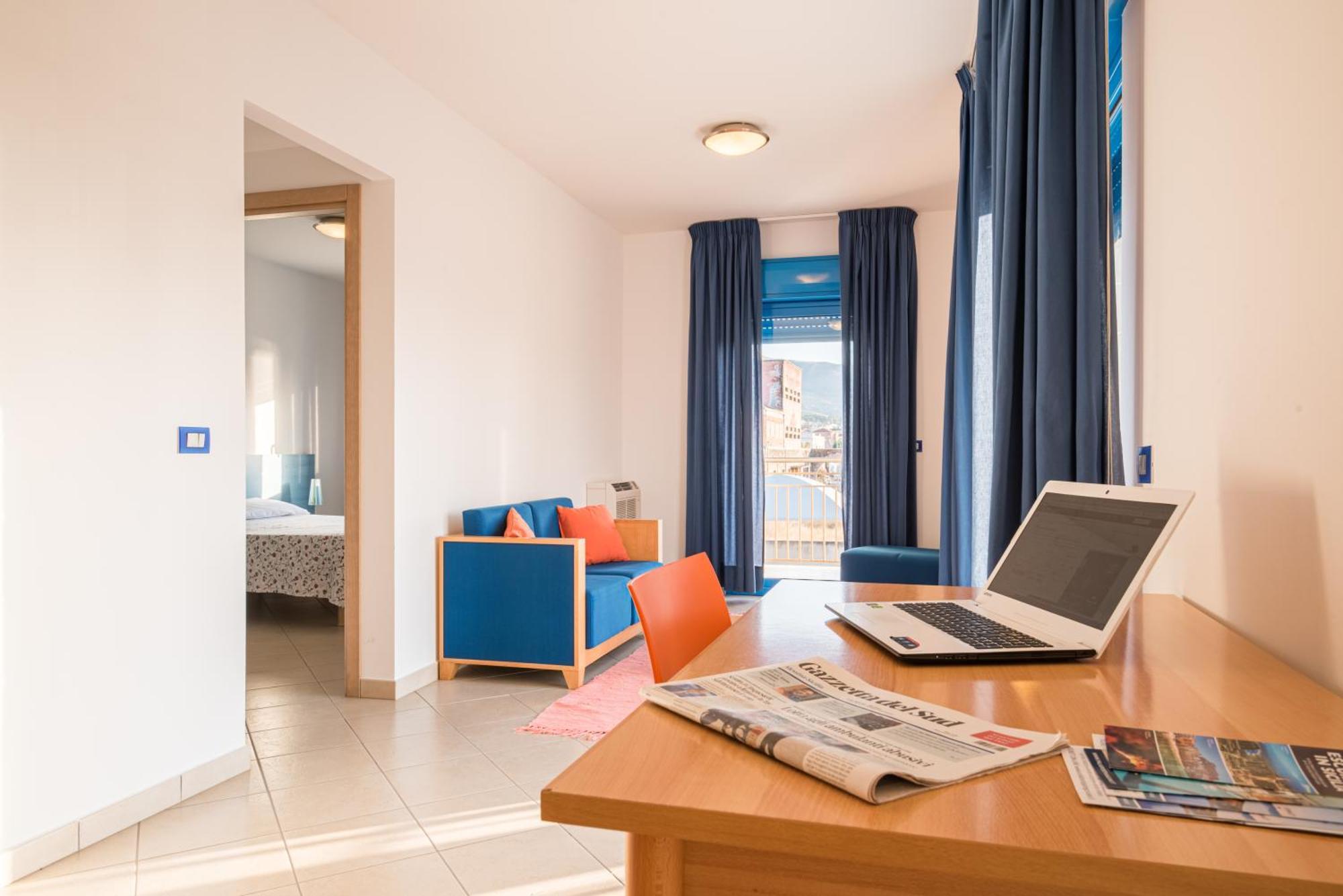 Residence Miljunka SantʼAgata di Militello Екстериор снимка