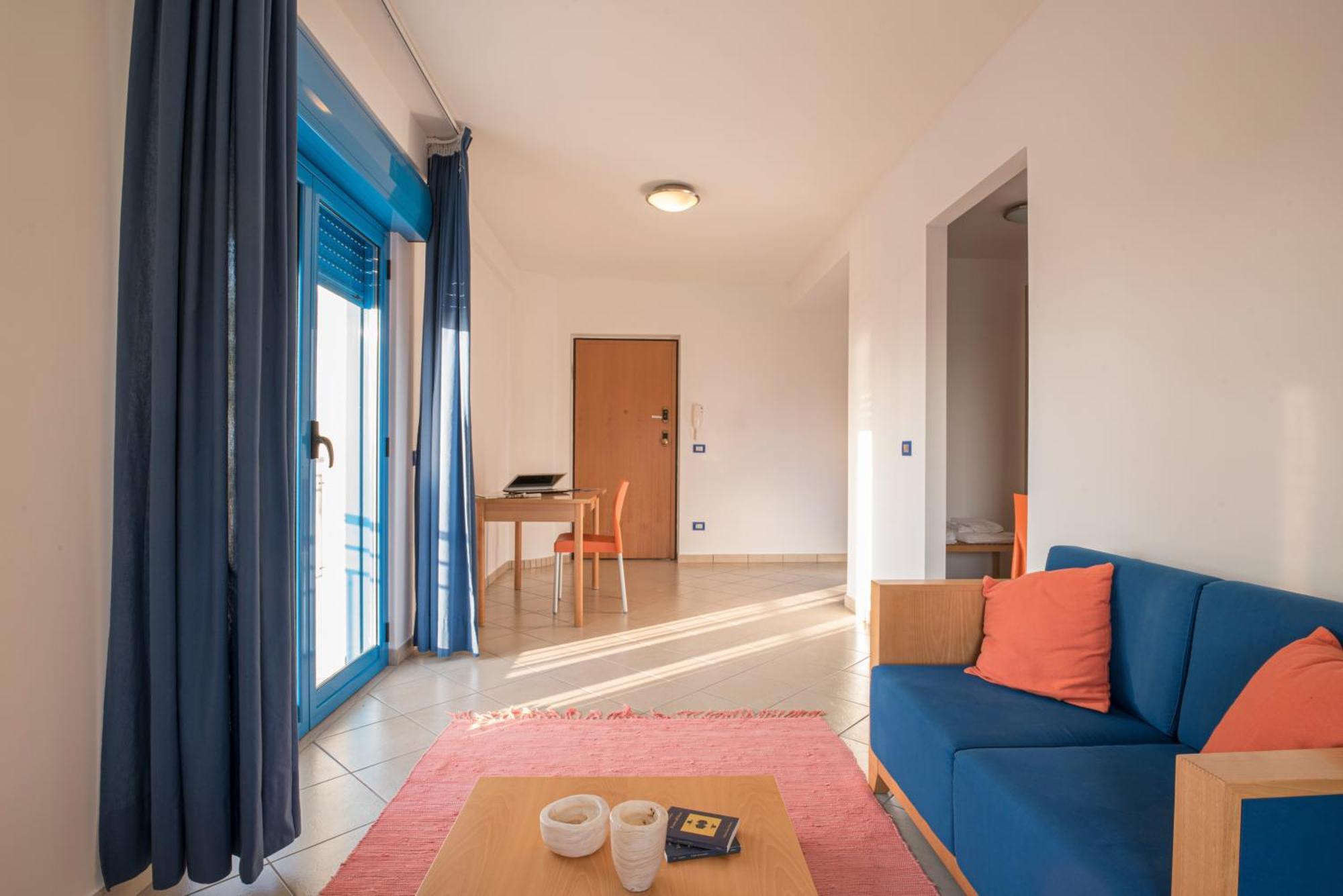Residence Miljunka SantʼAgata di Militello Екстериор снимка
